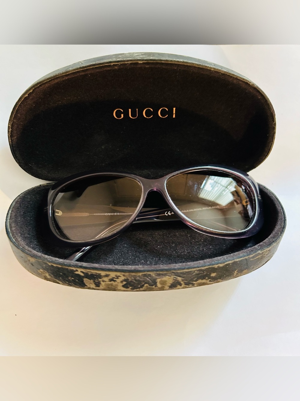Authentic Gucci Sunglasses 29337S RDTLW 58 13 - Women | Color: Purple